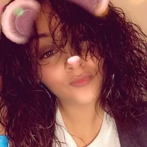 Meet your Posher, Caylynn